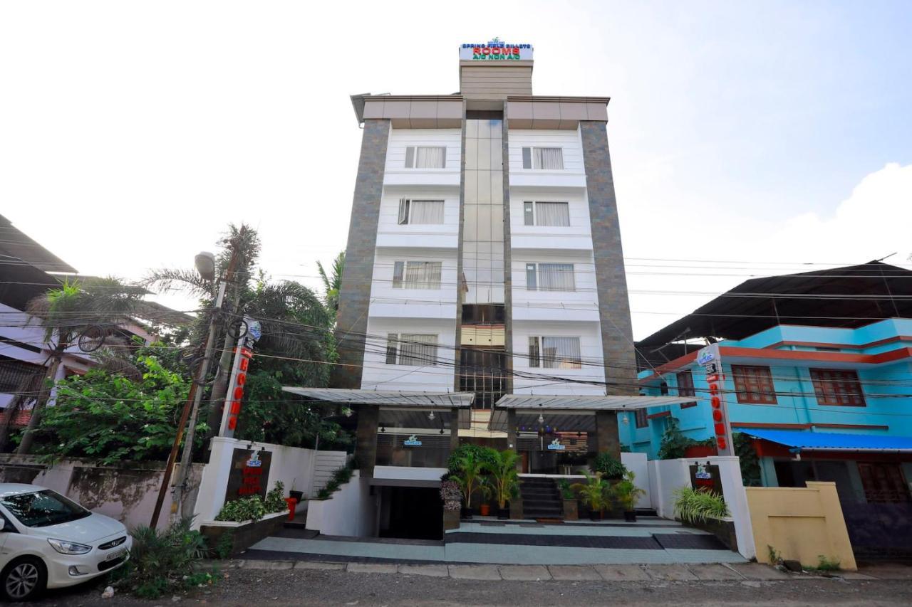 Spring Field Billets Hotel Kochi Exterior foto